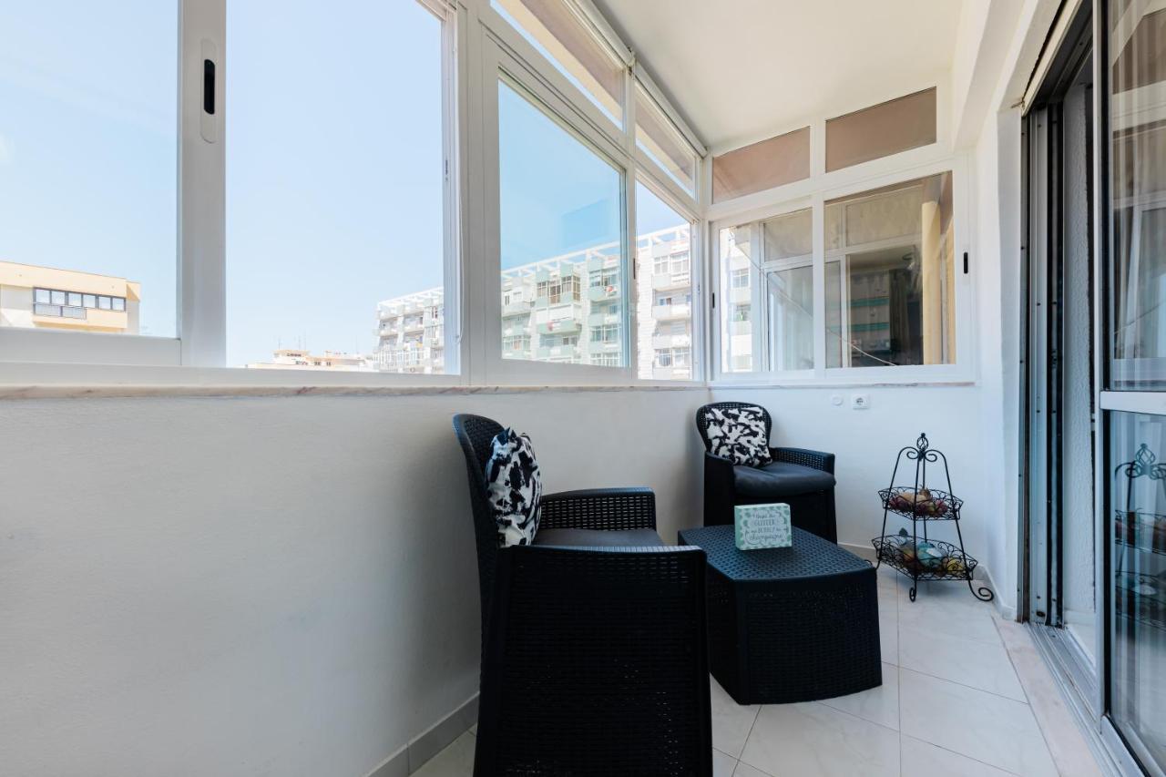 2 Room Condo - 5 Mins From Costa Da Caparica Beach & Bars Luaran gambar