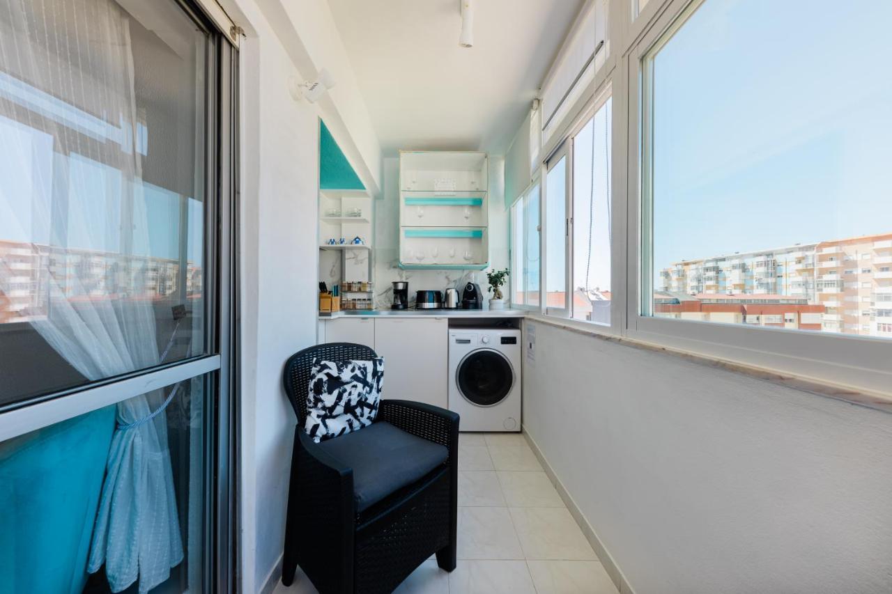 2 Room Condo - 5 Mins From Costa Da Caparica Beach & Bars Luaran gambar