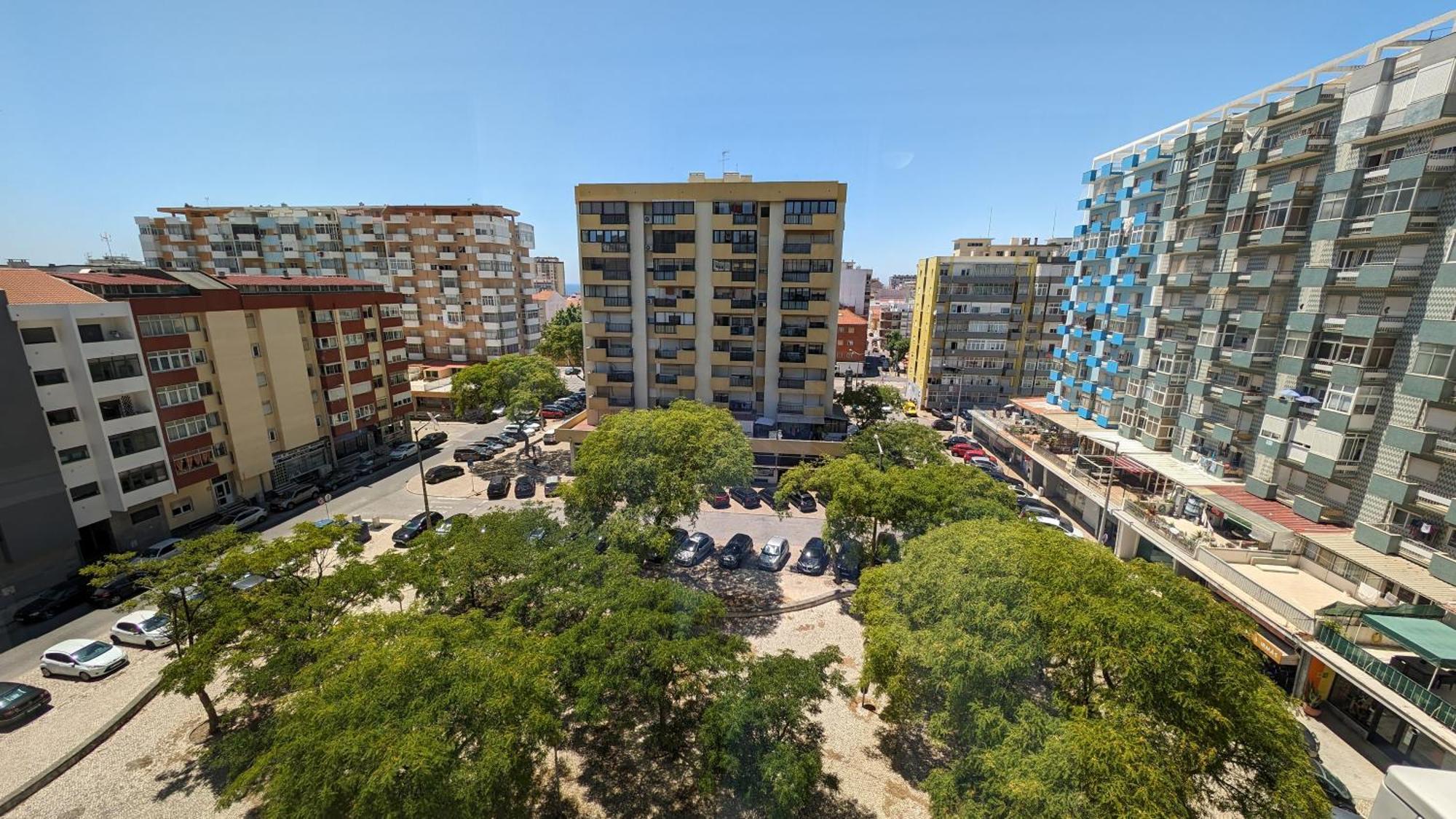 2 Room Condo - 5 Mins From Costa Da Caparica Beach & Bars Luaran gambar